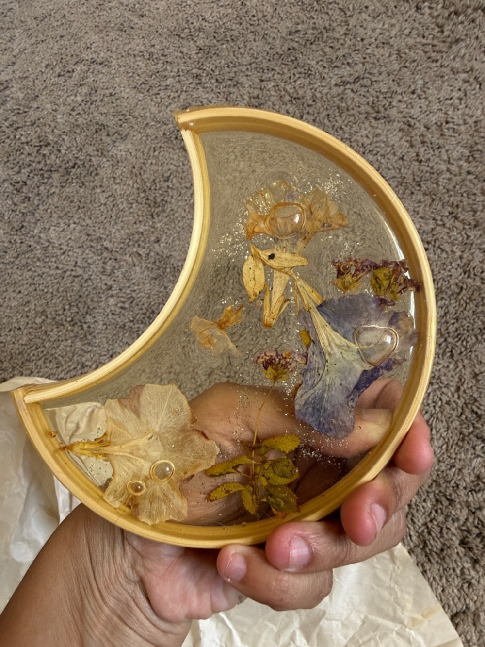 Crescent Moon Pressed Flower Tray - Wood Edge - Picture 4 of 5